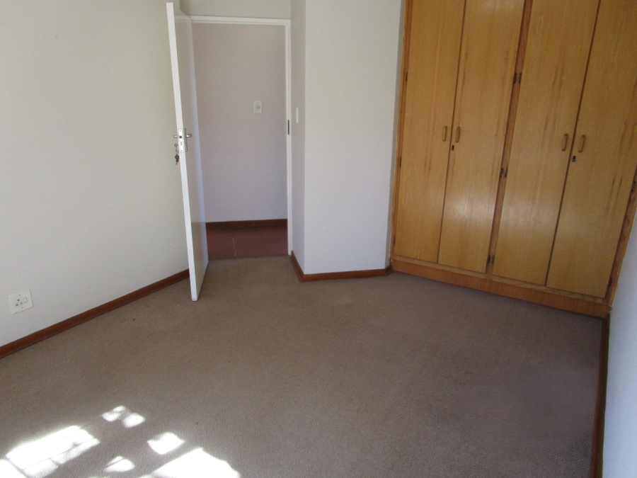 2 Bedroom Property for Sale in Langenhovenpark Free State